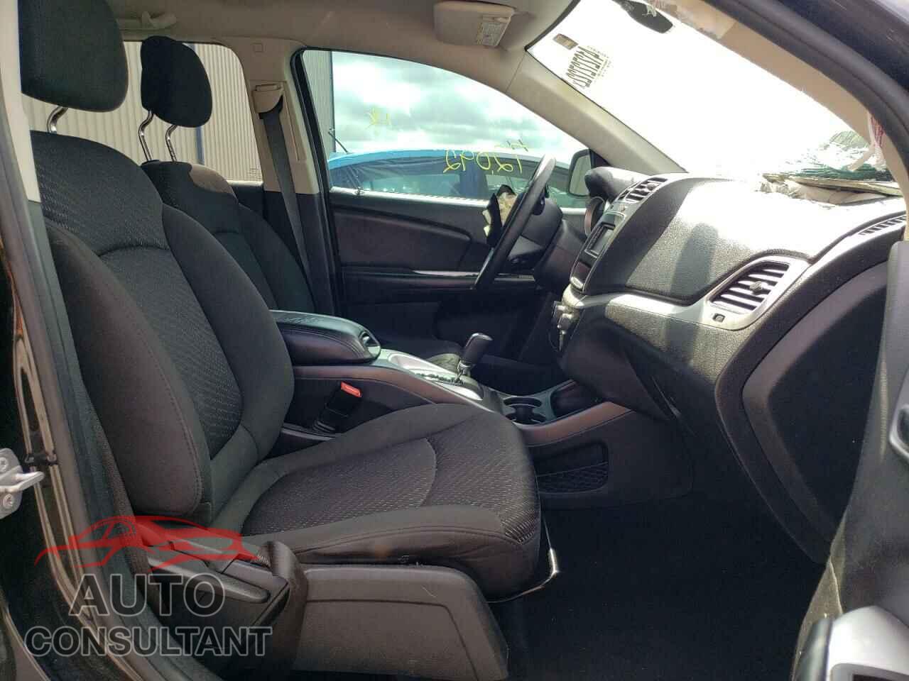 DODGE JOURNEY 2018 - 3C4PDCAB2JT310501