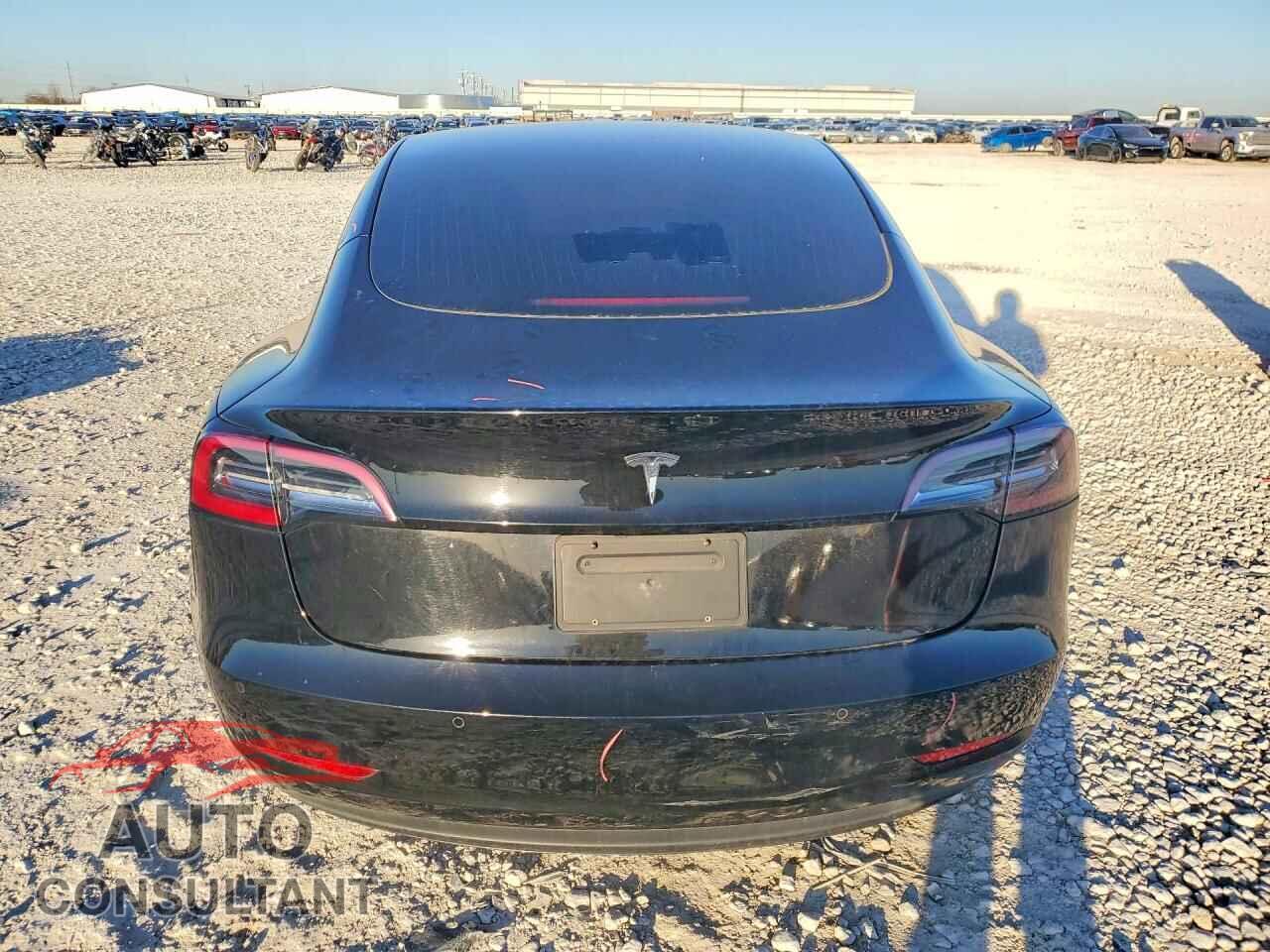 TESLA MODEL 3 2019 - 5YJ3E1EA0KF395548