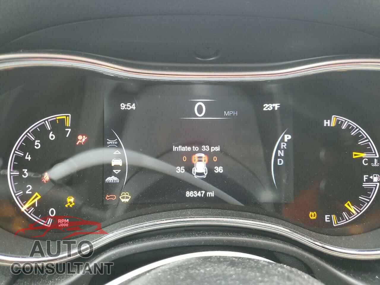 JEEP GRAND CHER 2017 - 1C4RJFBG3HC758880