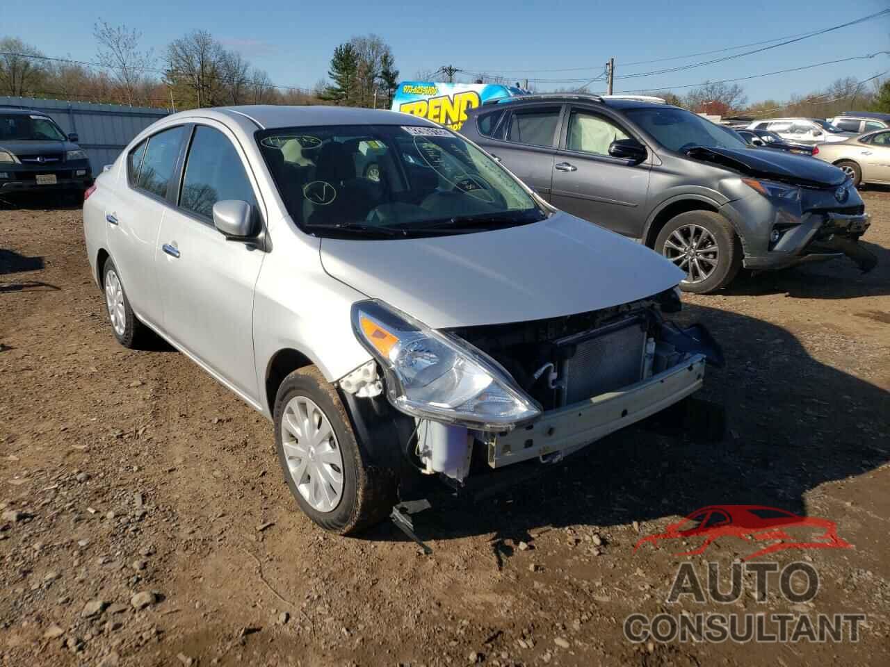 NISSAN VERSA 2019 - 3N1CN7APXKL872620