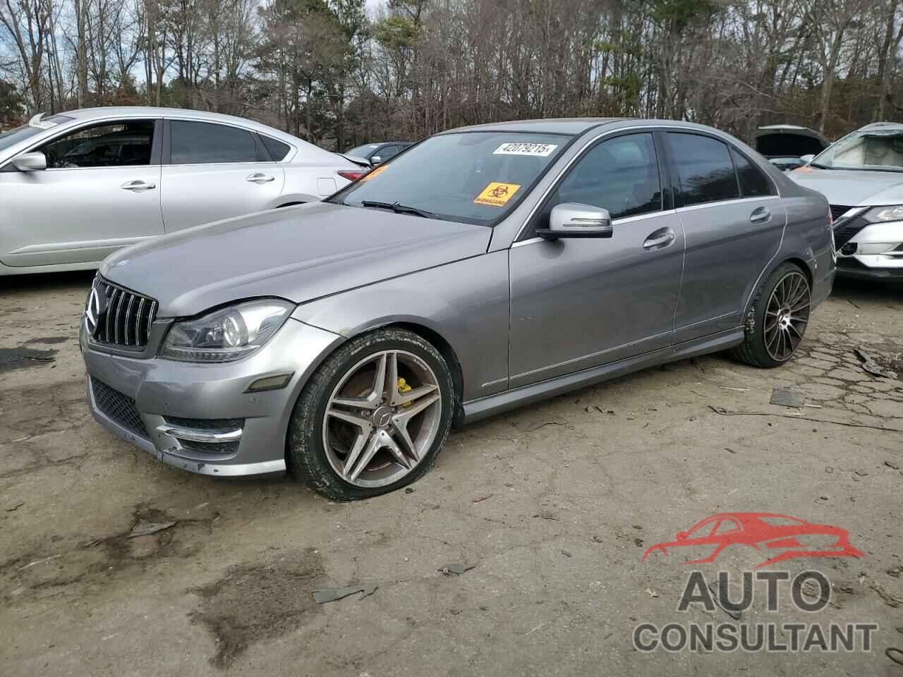 MERCEDES-BENZ C-CLASS 2012 - WDDGF4HB4CA632398