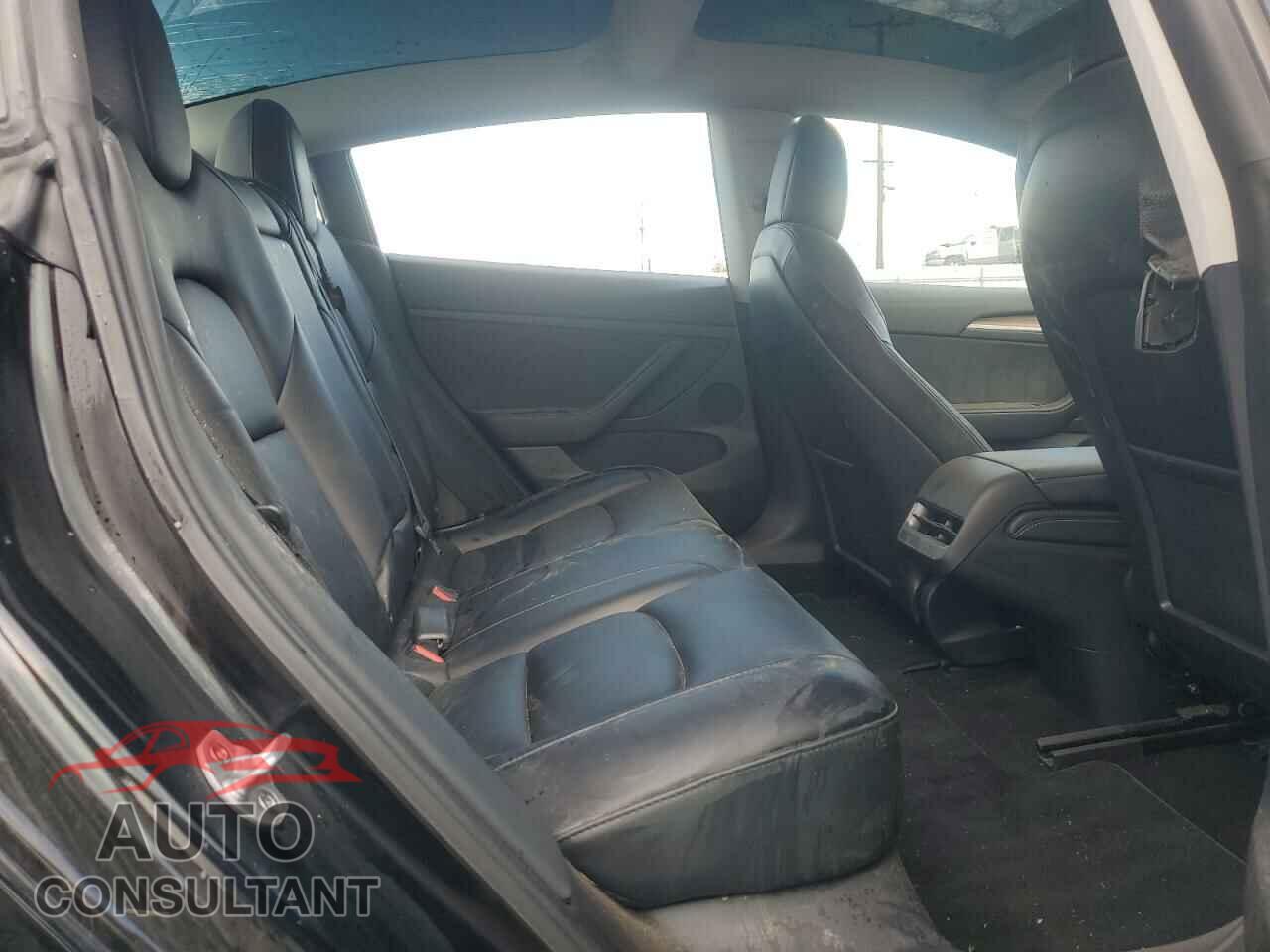 TESLA MODEL 3 2022 - 5YJ3E1EB3NF262019