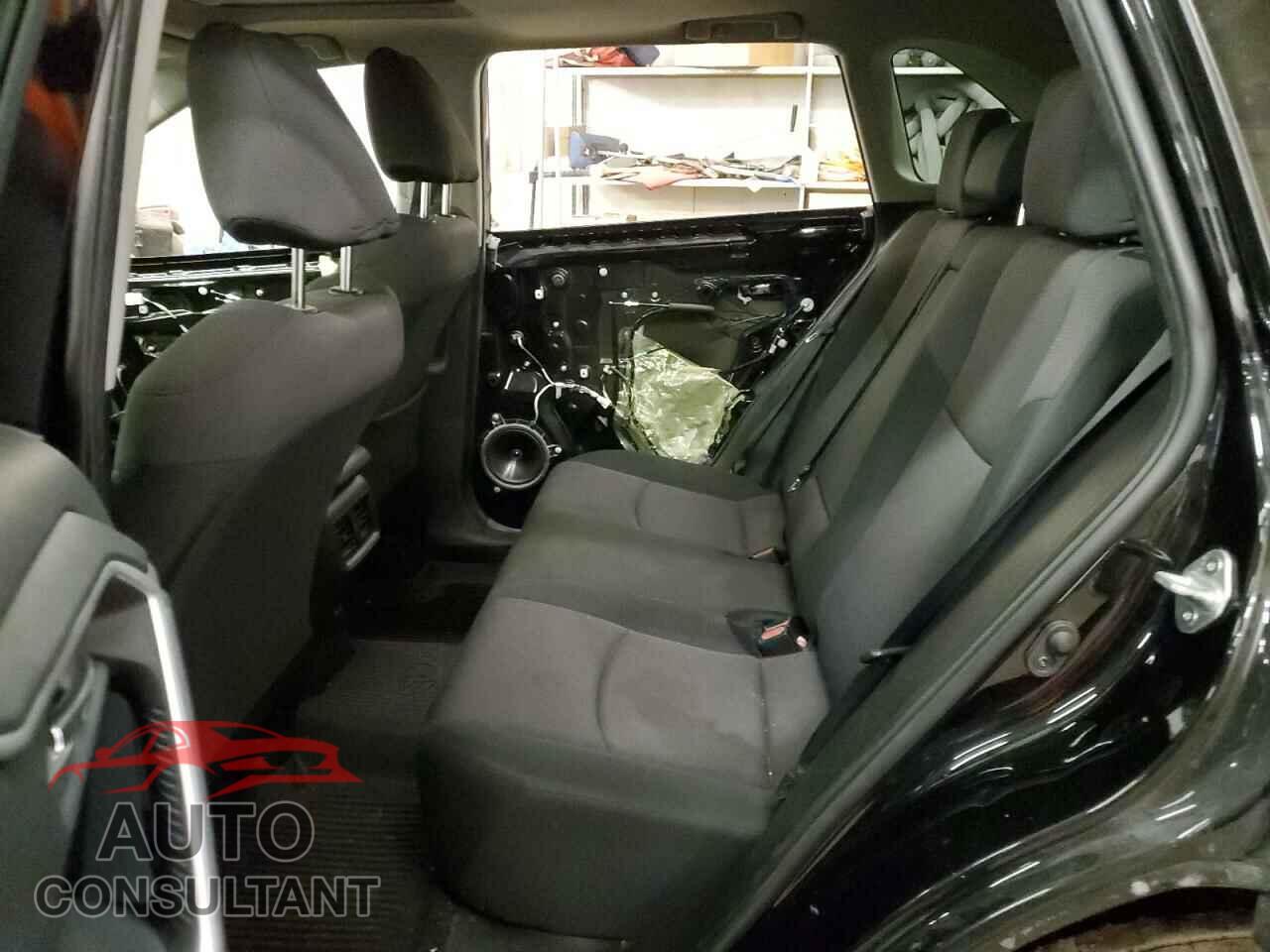 TOYOTA RAV4 2019 - JTMP1RFV2KD522109