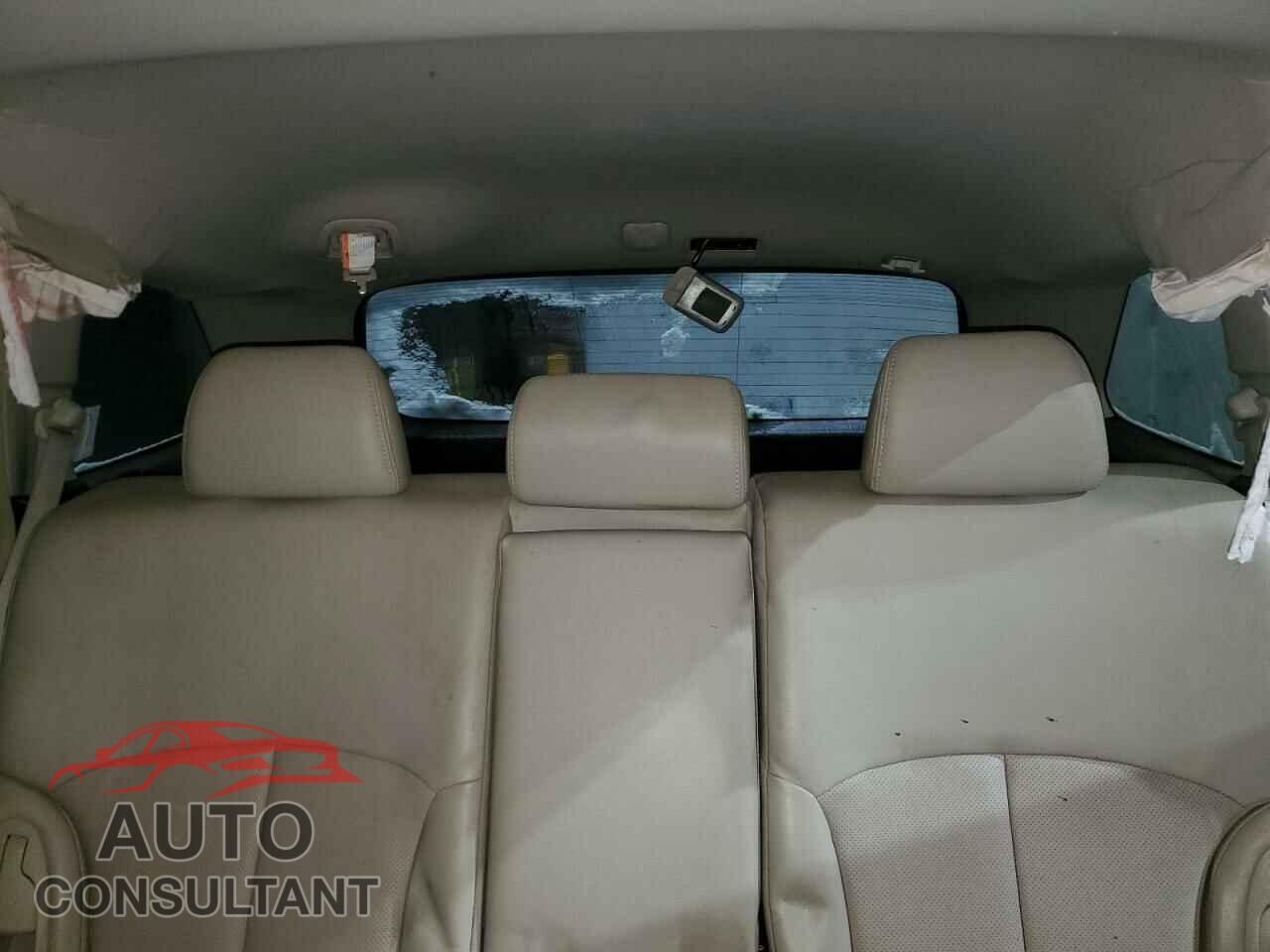 SUBARU OUTBACK 2014 - 4S4BRBLC8E3218558