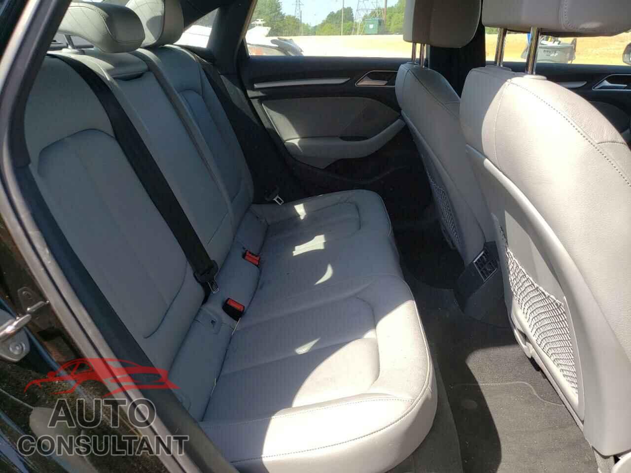 AUDI A3 2017 - WAUB8GFF3H1020462