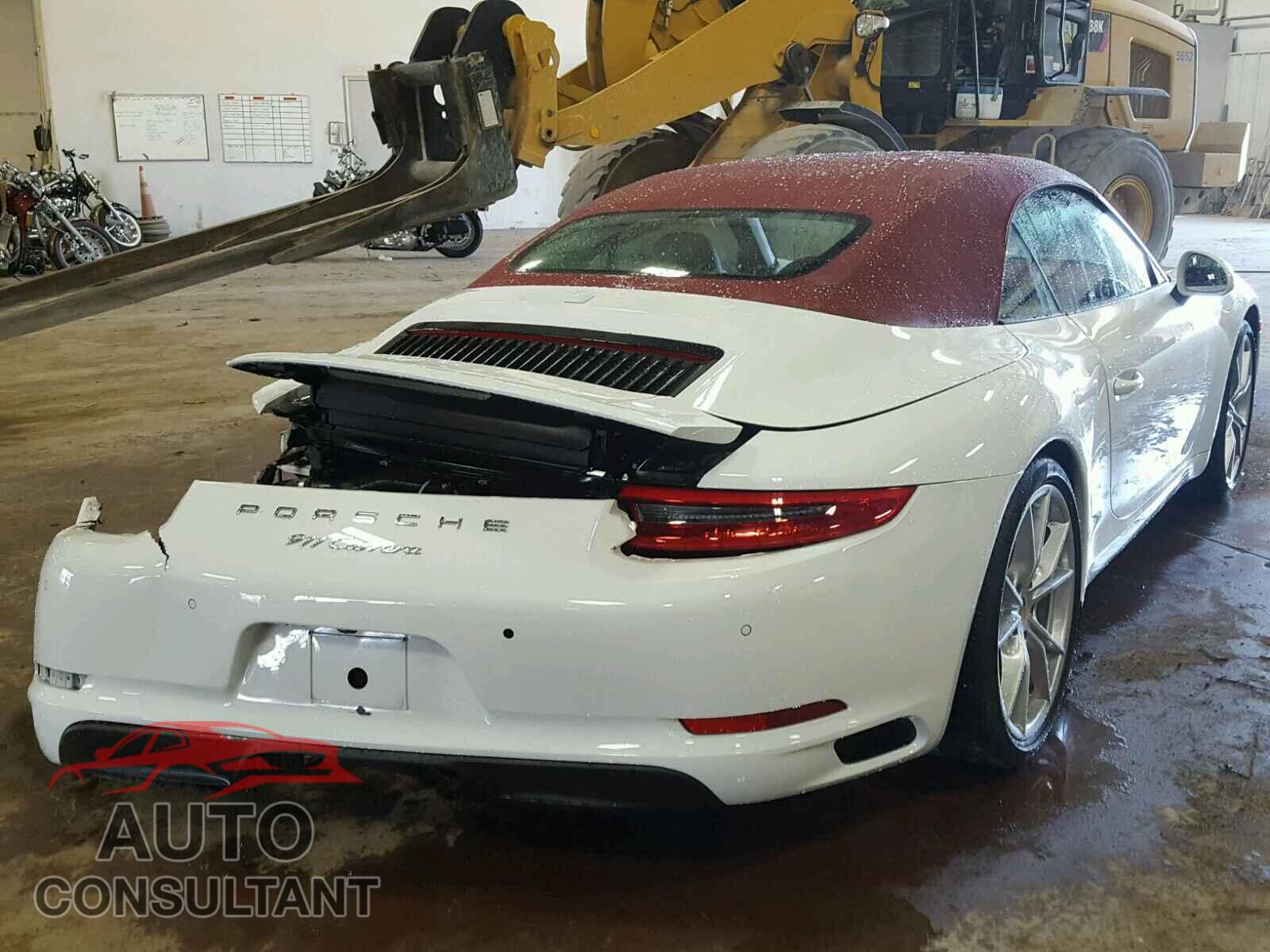 PORSCHE 911 2017 - WP0CA2A99HS142480