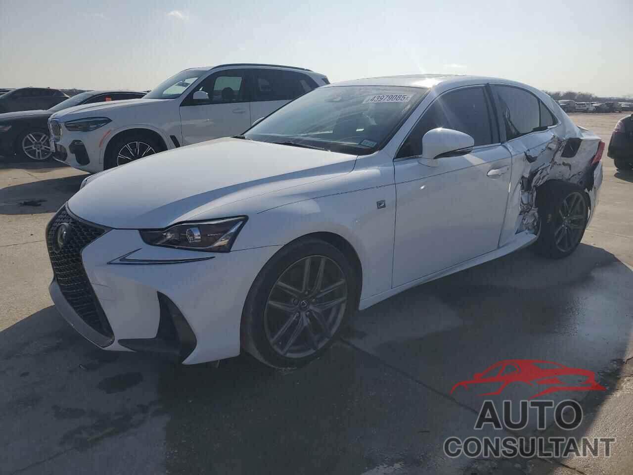 LEXUS IS 2018 - JTHBA1D22J5074305