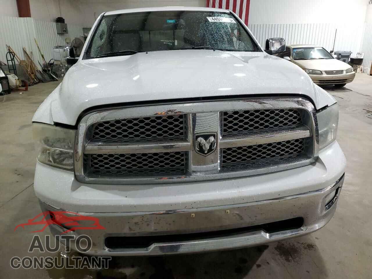 DODGE RAM 1500 2012 - 1C6RD7NT8CS272531