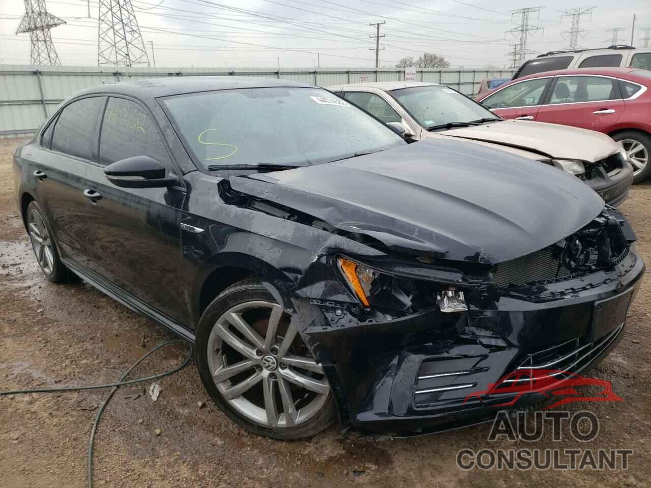 VOLKSWAGEN PASSAT 2018 - 1VWAA7A39JC027648