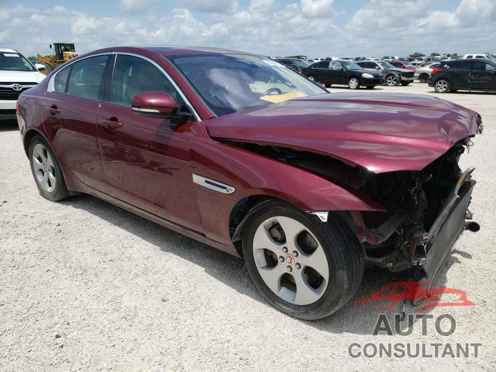 JAGUAR XE 2017 - SAJAR4BG1HA977134