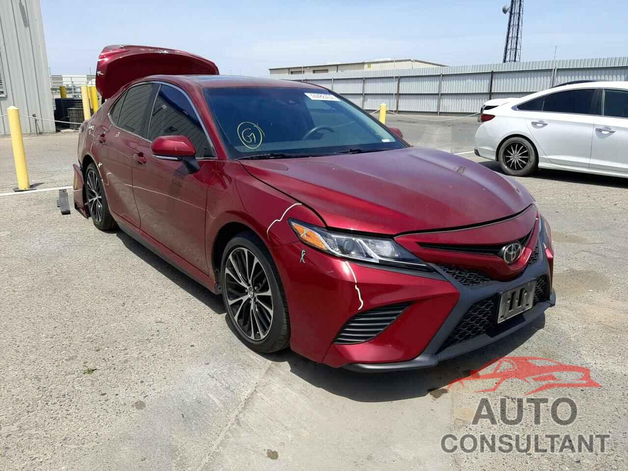 TOYOTA CAMRY 2018 - 4T1B11HK9JU530555