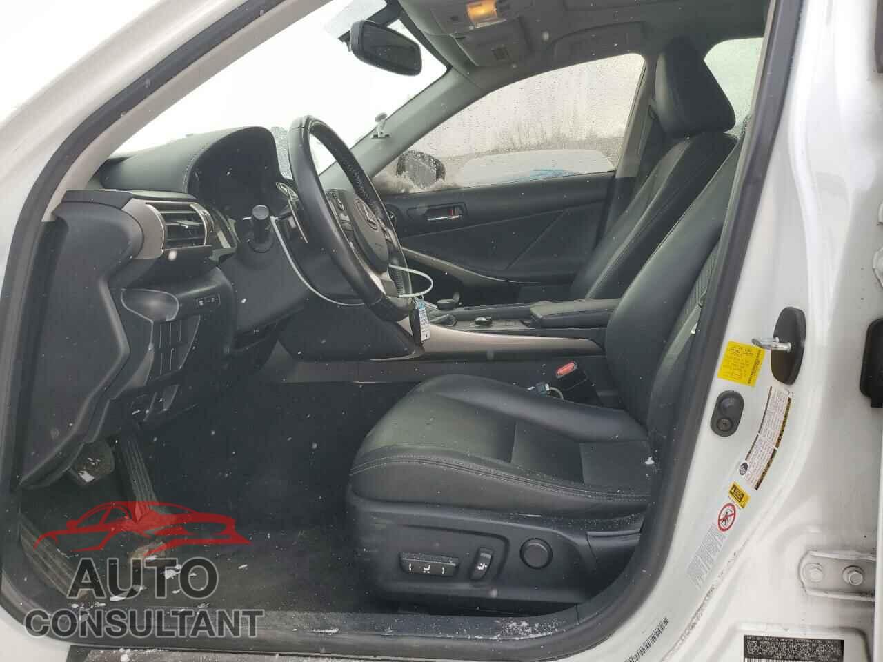 LEXUS IS 2015 - JTHCF1D25F5028951