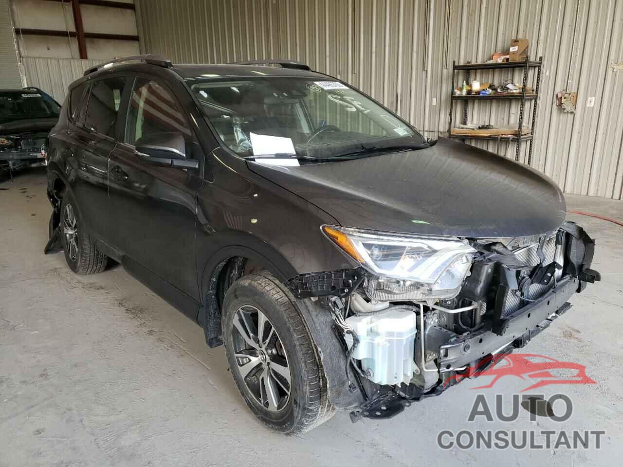 TOYOTA RAV4 2017 - JTMRFREV6HJ144110