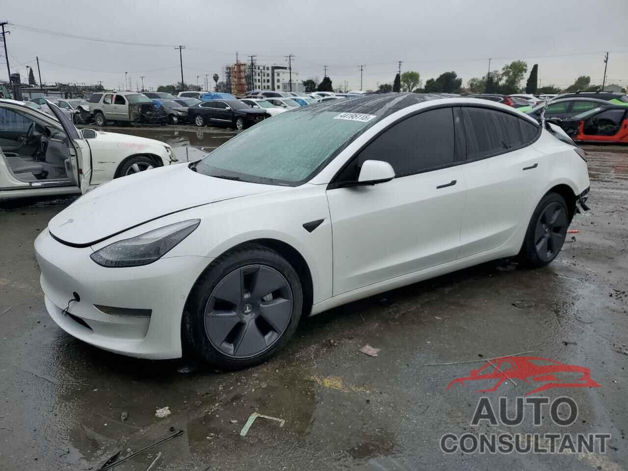 TESLA MODEL 3 2022 - 5YJ3E1EA9NF167875