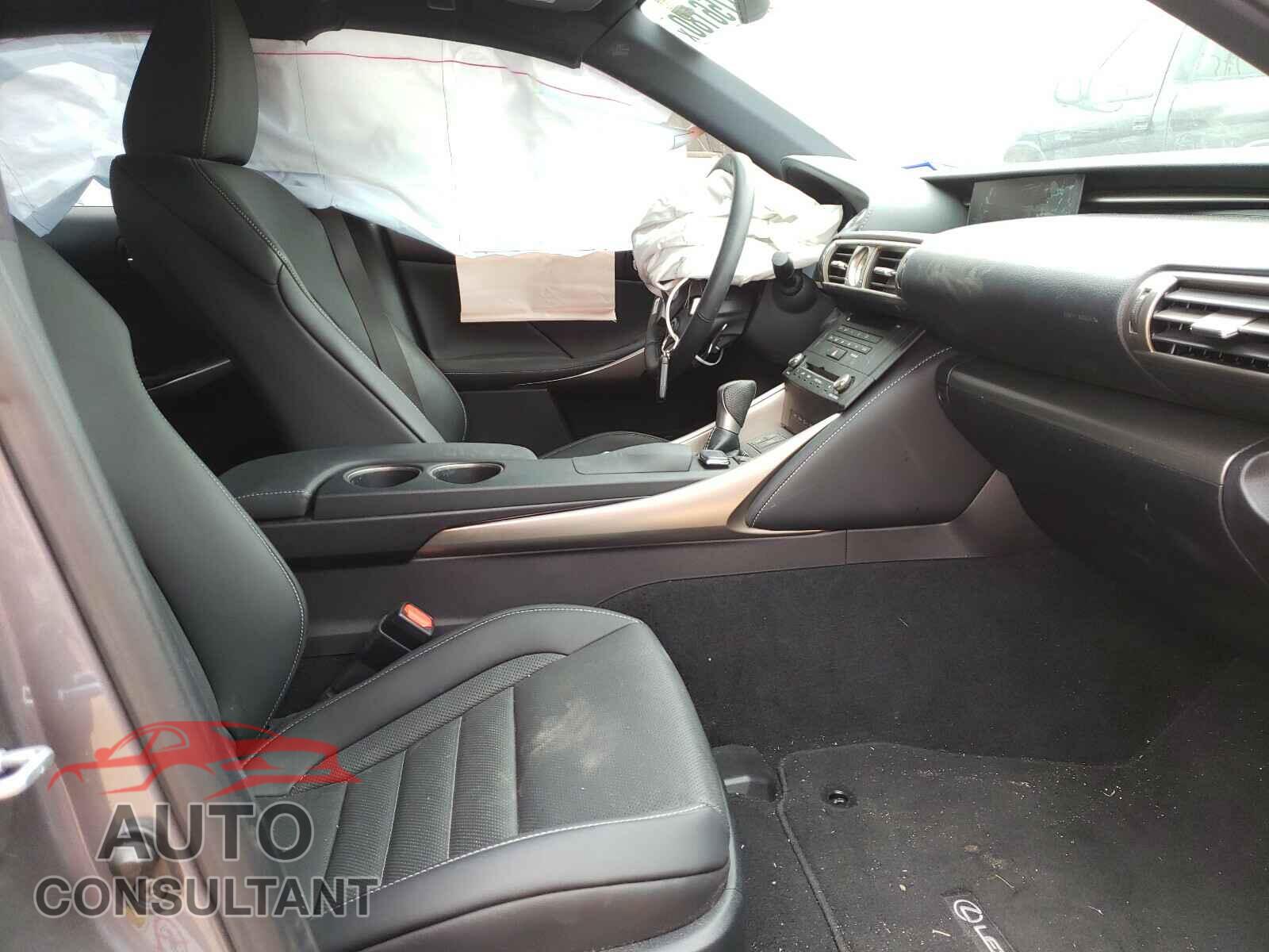 LEXUS IS 2015 - JTHCF1D24F5026852