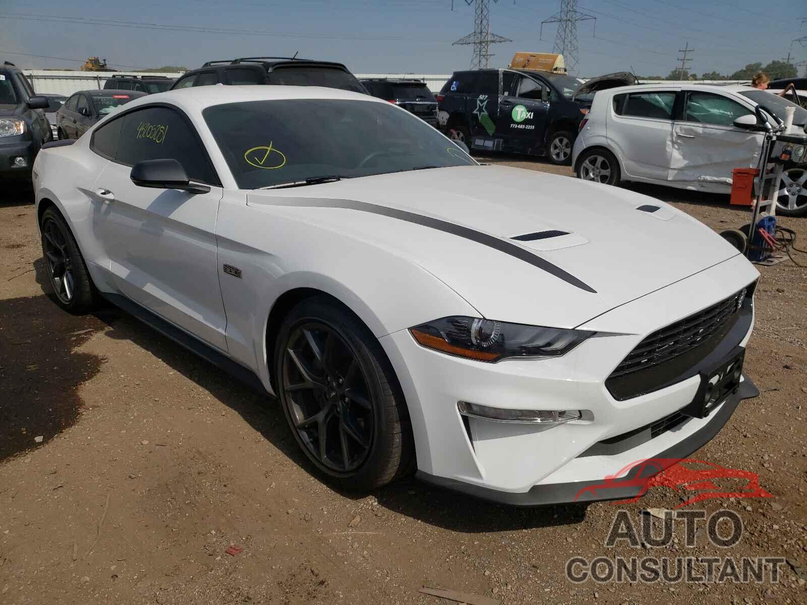 FORD MUSTANG 2020 - 1FA6P8TD5L5182892