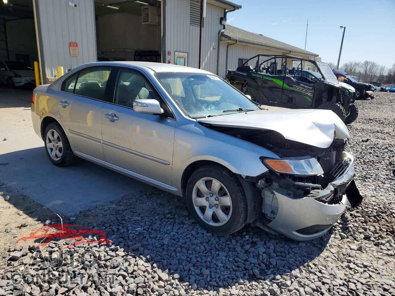 KIA OPTIMA 2010 - KNAGG4A8XA5437530