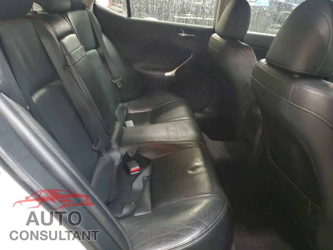 LEXUS IS 2012 - JTHCF5C22C5053701
