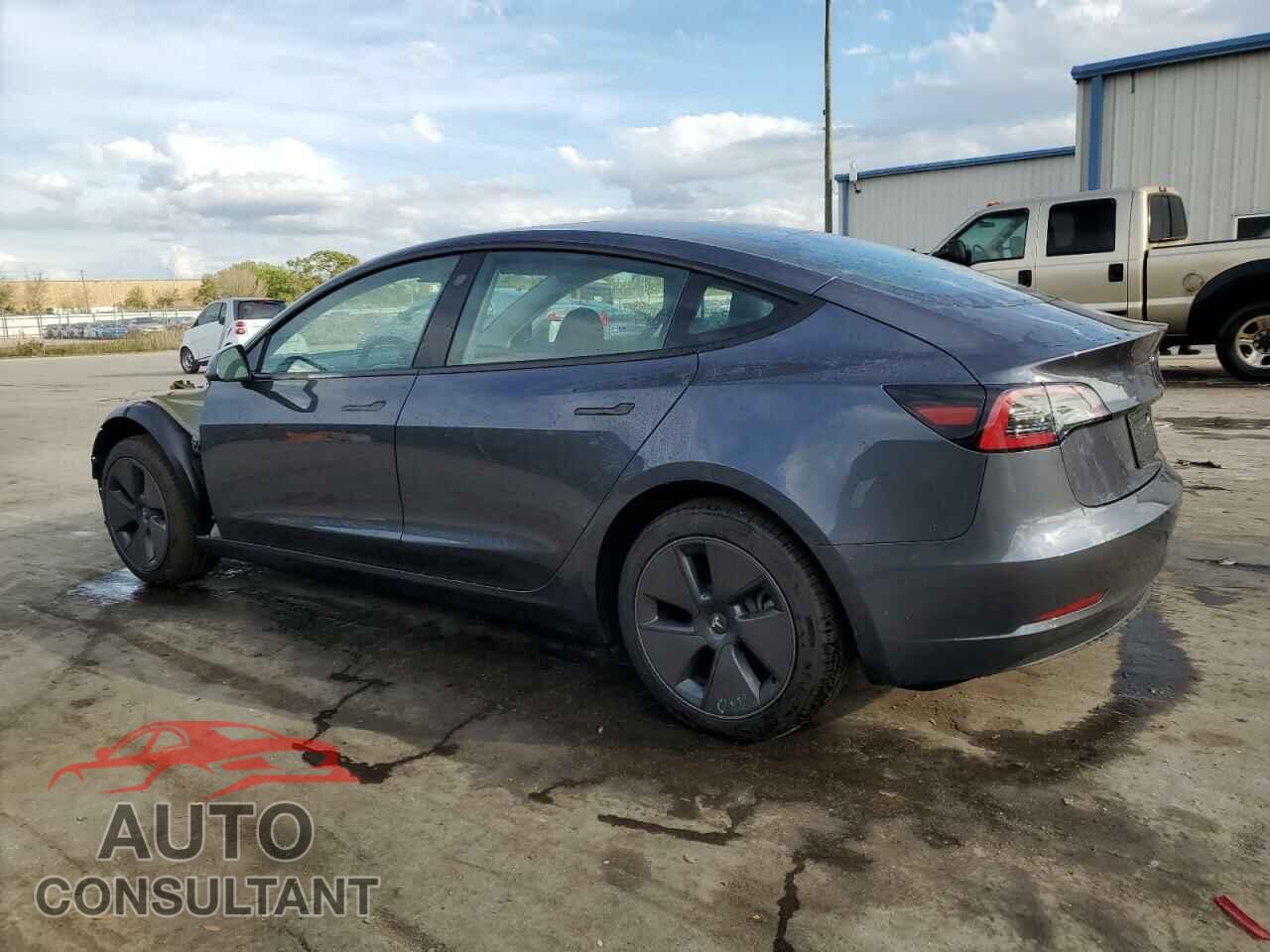 TESLA MODEL 3 2023 - 5YJ3E1EA5PF600143