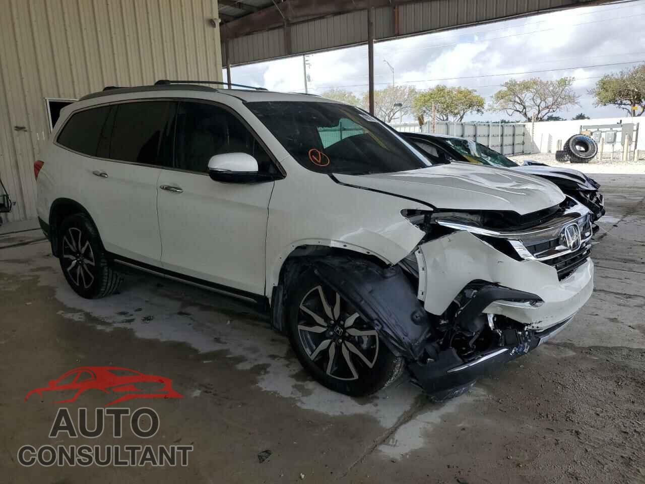 HONDA PILOT 2019 - 5FNYF6H99KB070477