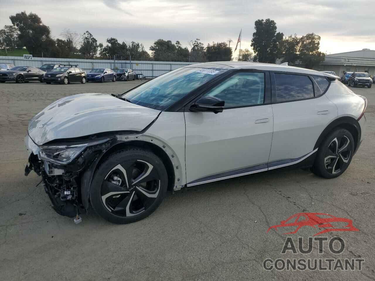 KIA EV6 LIGHT 2022 - KNDC3DLCXN5027041