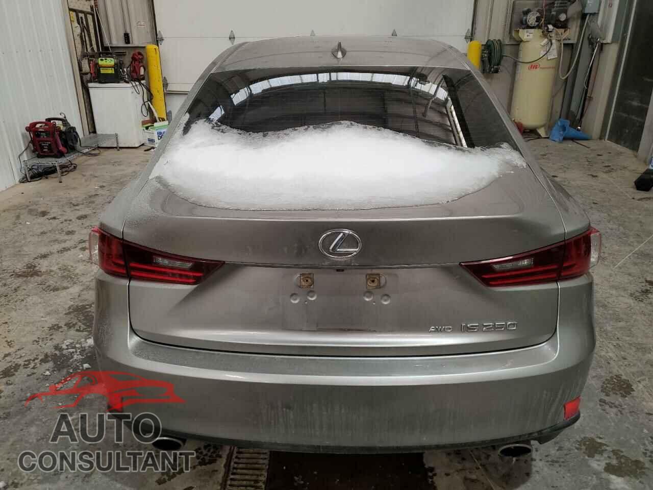 LEXUS IS 2014 - JTHCF1D27E5000650