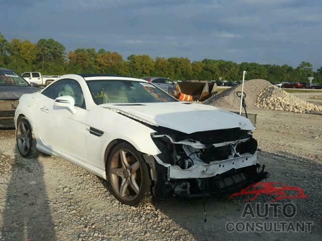 MERCEDES-BENZ SLK 300 2016 - WDDPK3JA3GF118137