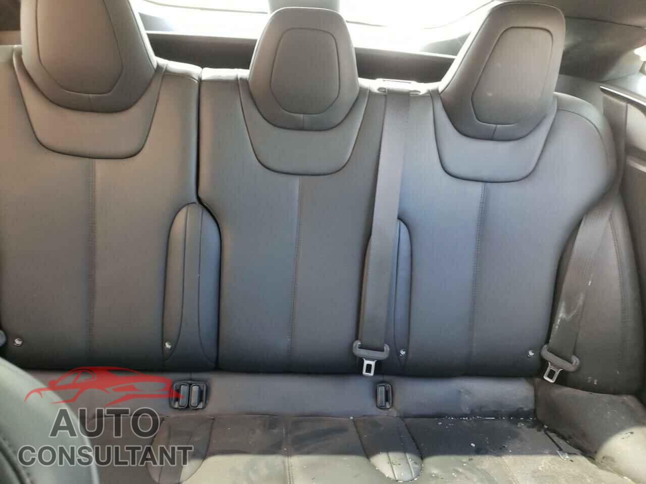 TESLA MODEL S 2017 - 5YJSA1E45HF200781