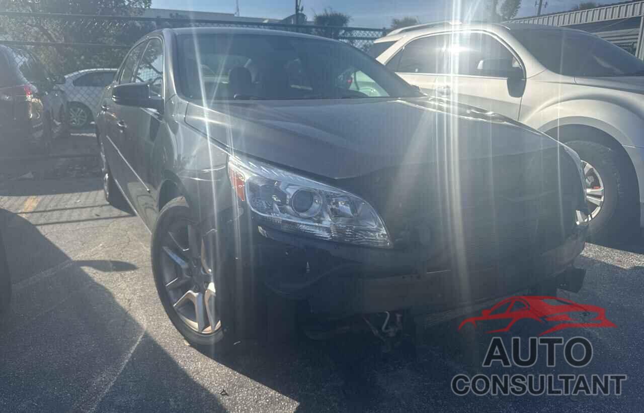 CHEVROLET MALIBU 2014 - 1G11C5SL3EF141495