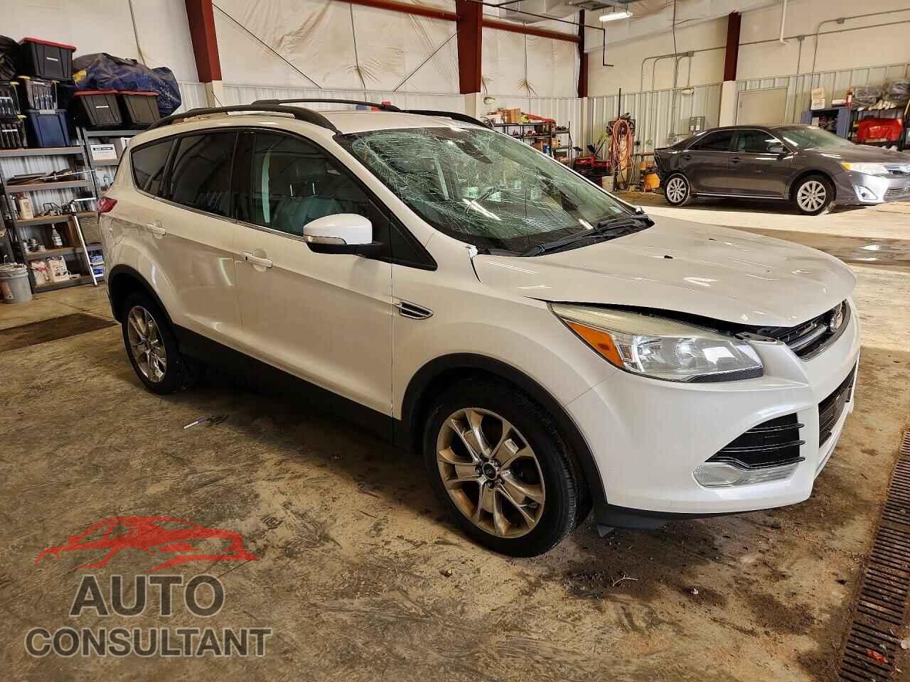 FORD ESCAPE 2013 - 1FMCU9HX5DUB06607