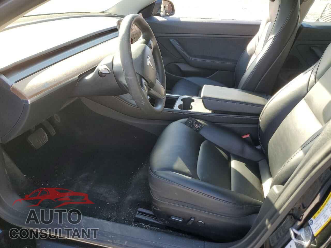 TESLA MODEL 3 2021 - 5YJ3E1EB5MF924570