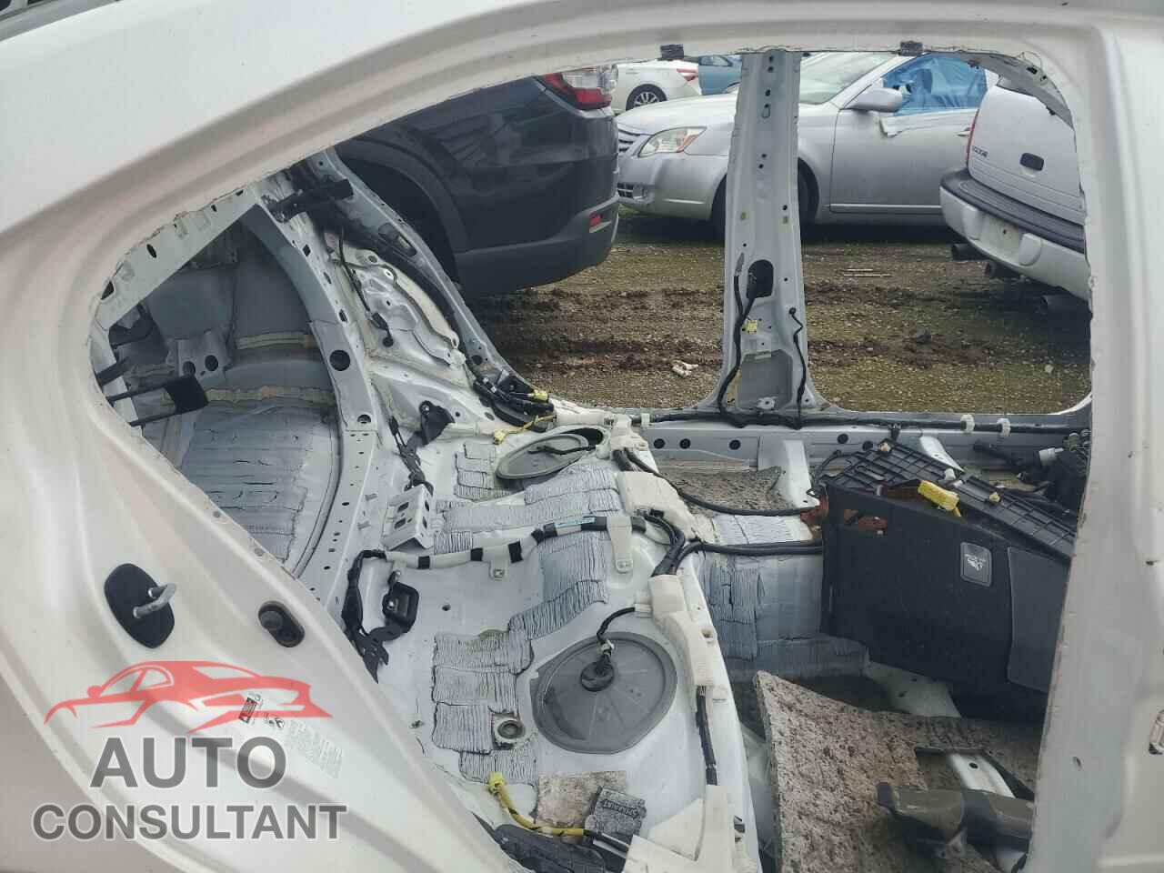 LEXUS IS 2014 - JTHBE1D27E5007855