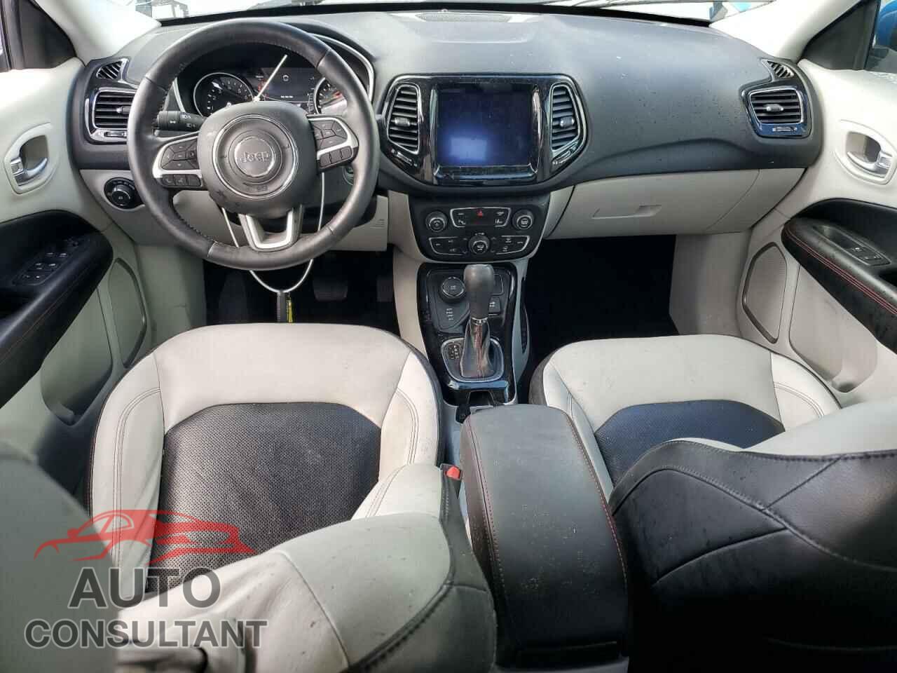 JEEP COMPASS 2018 - 3C4NJDCB2JT231946
