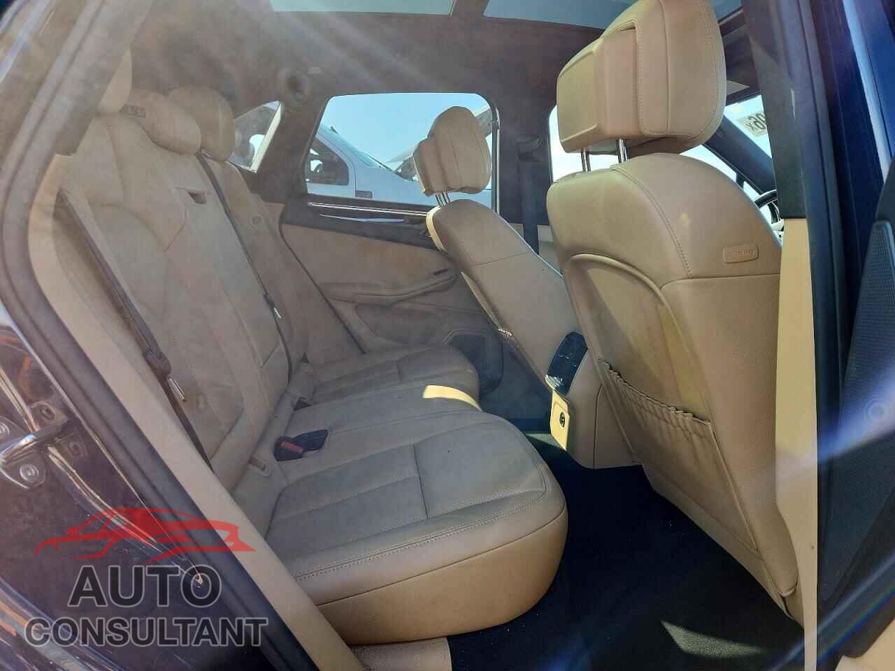 PORSCHE MACAN 2017 - WP1AA2A53HLB08631