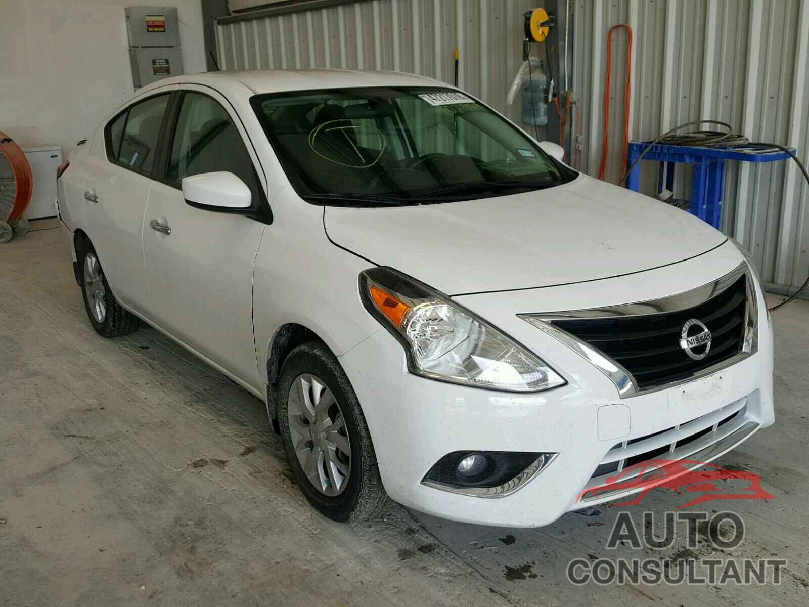 NISSAN VERSA 2017 - 3N1CN7AP2HL802974