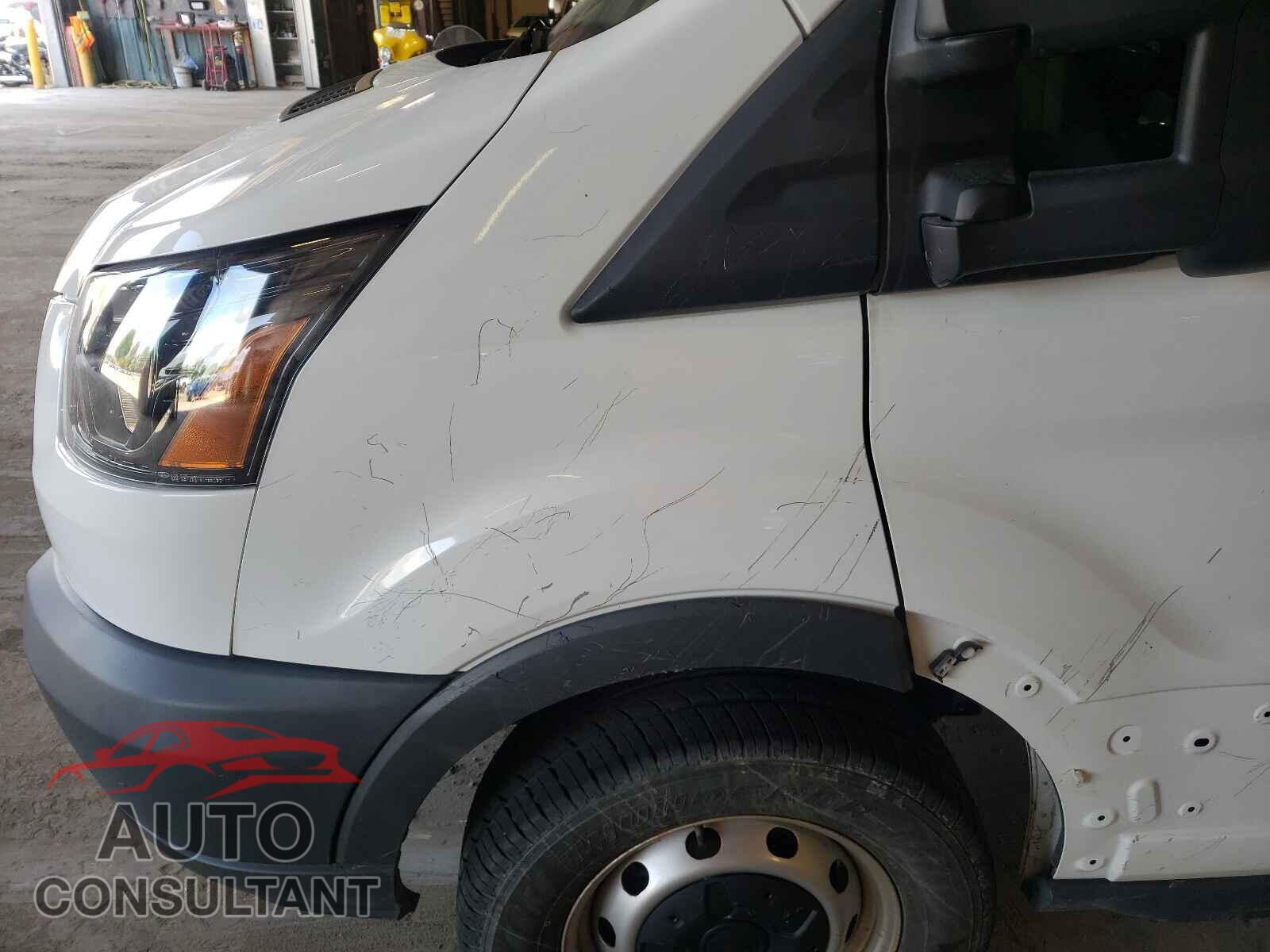 FORD TRANSIT CO 2017 - 1FTYR2CM8HKA86323