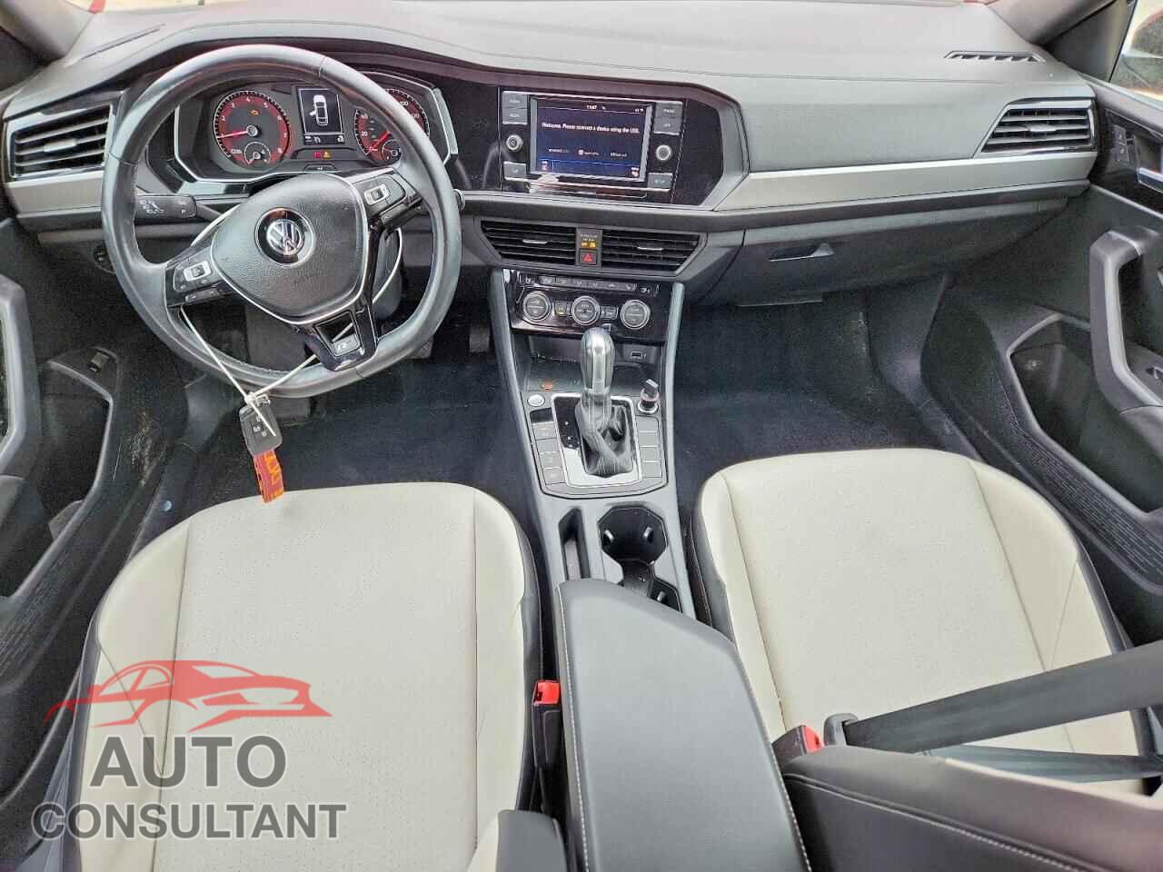 VOLKSWAGEN JETTA 2019 - 3VWC57BU7KM228596