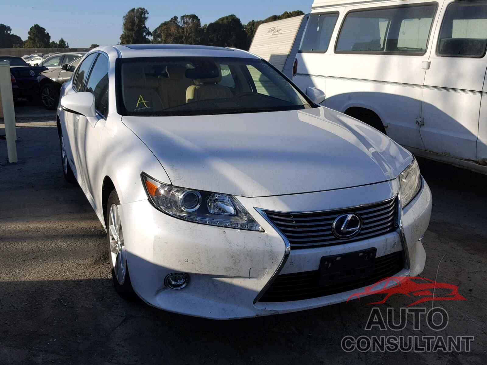 LEXUS ES300 2015 - JTHBW1GG7F2083728