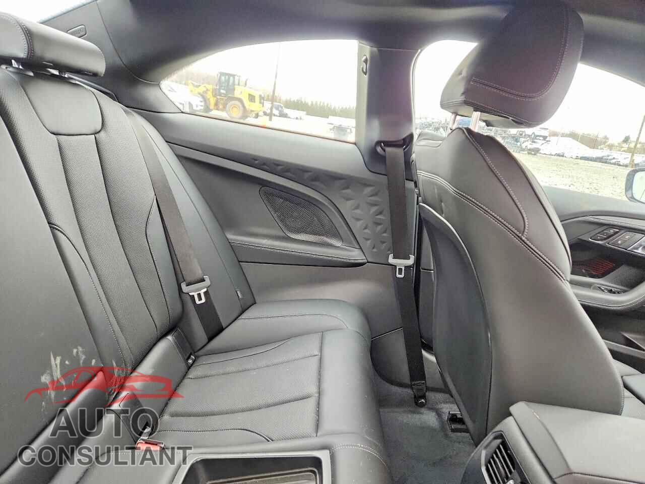 BMW 2 SERIES 2024 - 3MW33CM04R8E30422