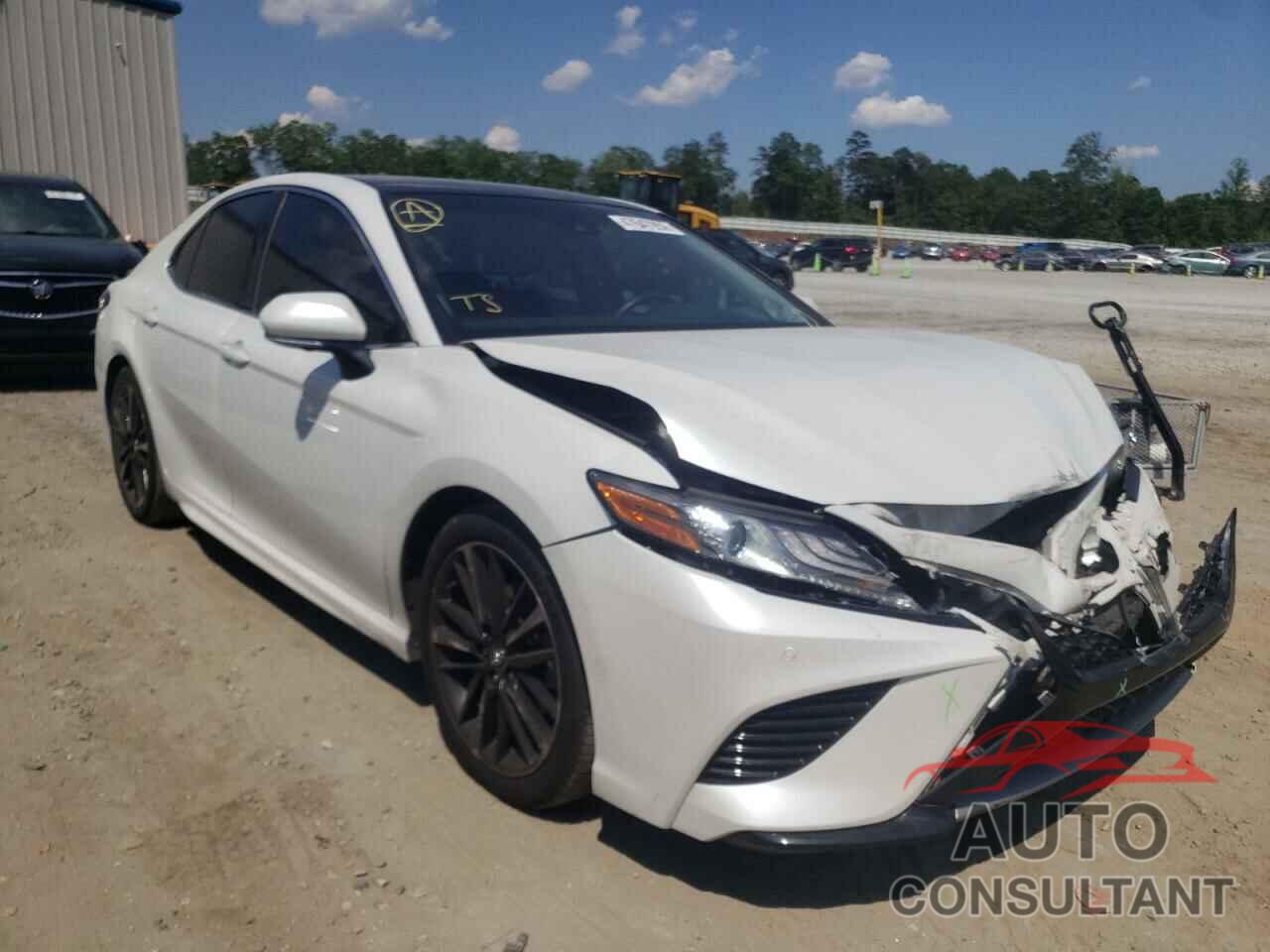 TOYOTA CAMRY 2018 - 4T1BZ1HK2JU005247