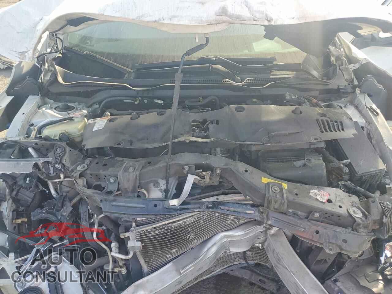 HONDA CIVIC 2017 - 2HGFC2F56HH520132