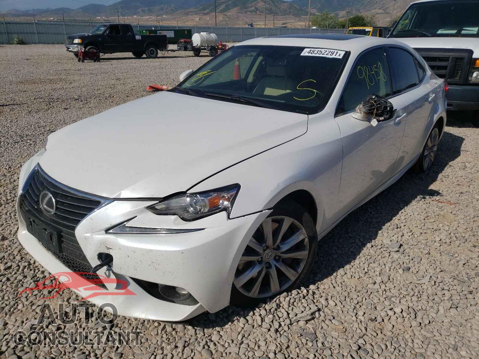 LEXUS IS 2016 - JTHCM1D21G5008509