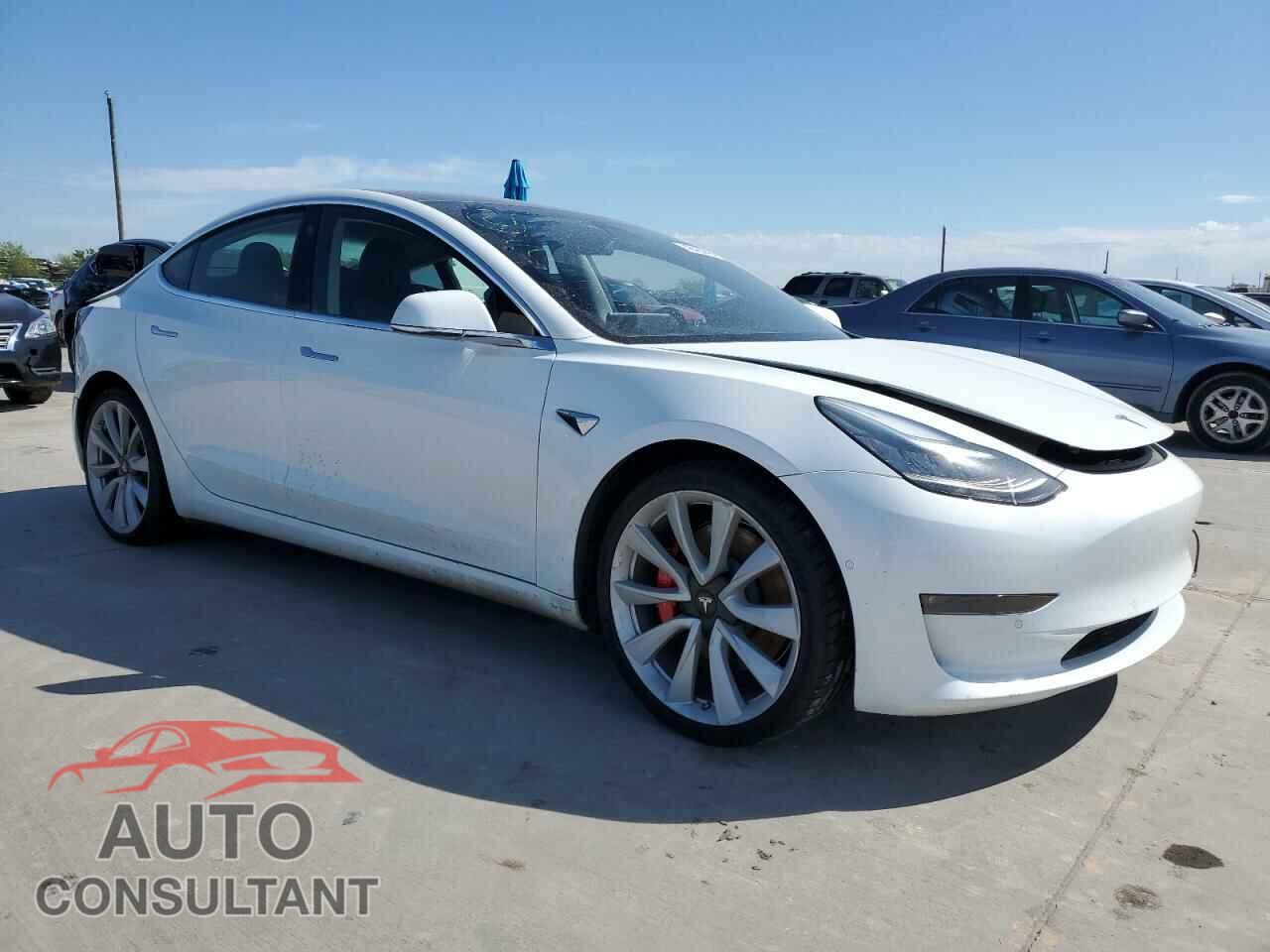 TESLA MODEL 3 2018 - 5YJ3E1EB7JF106575