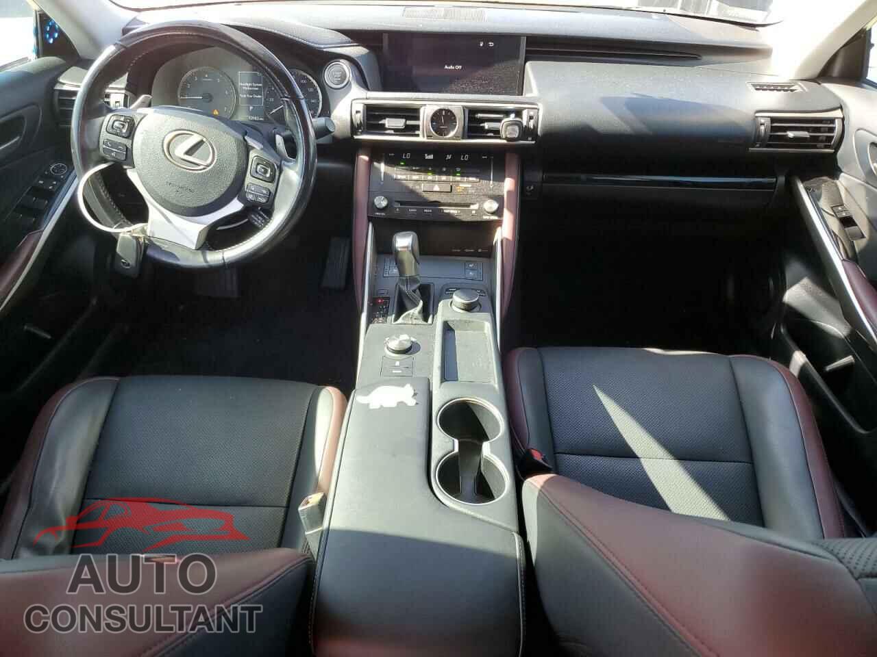 LEXUS IS 2017 - JTHBA1D29H5040419
