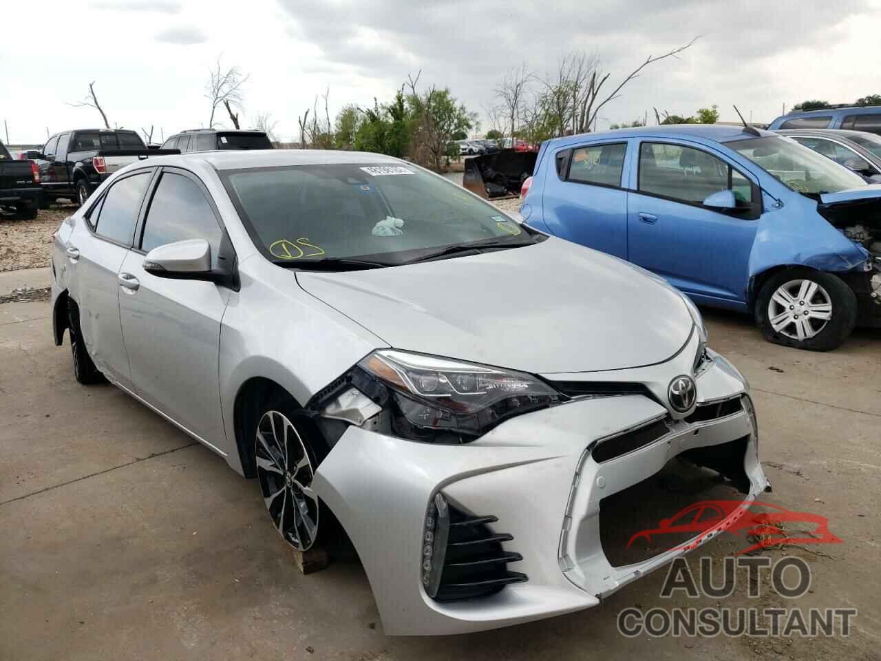 TOYOTA COROLLA 2017 - 5YFBURHE5HP631362