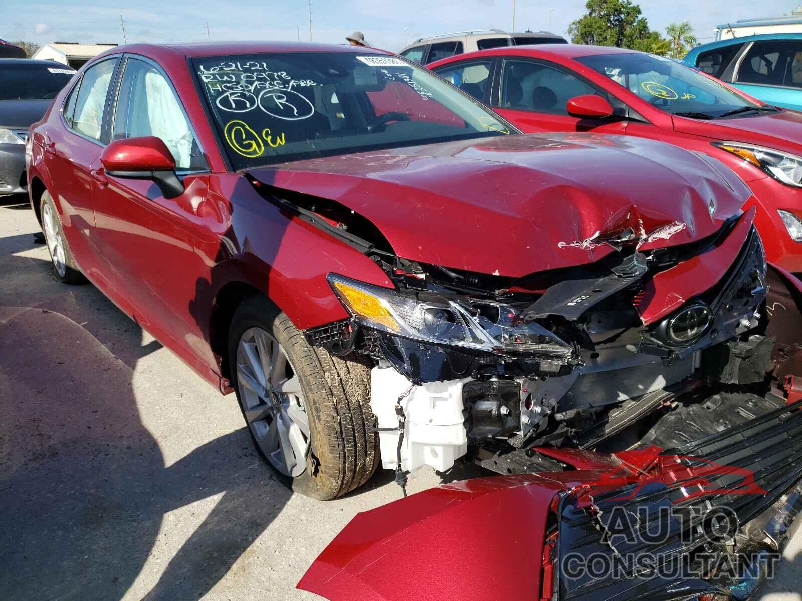 TOYOTA CAMRY 2021 - 4T1C11AK8MU445354