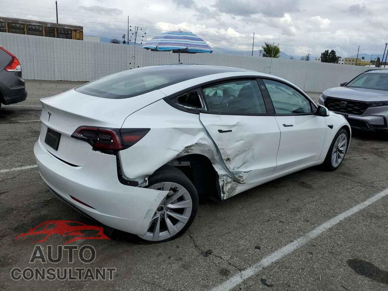 TESLA MODEL 3 2023 - 5YJ3E1EA8PF683731