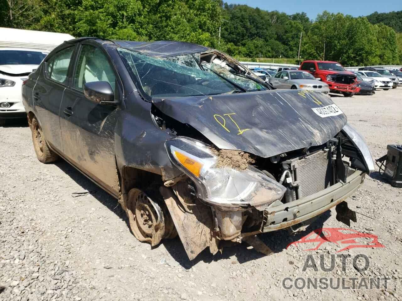 NISSAN VERSA 2018 - 3N1CN7AP8JL840666