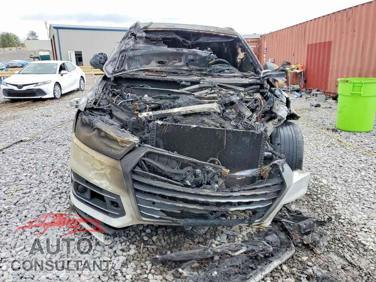 AUDI Q7 2018 - WA1VAAF76JD021663
