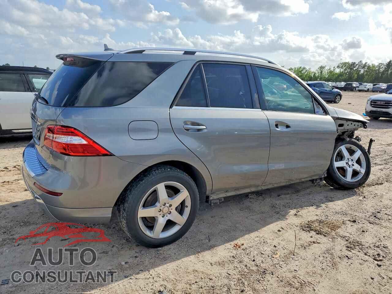 MERCEDES-BENZ M-CLASS 2014 - 4JGDA5JB5EA318446